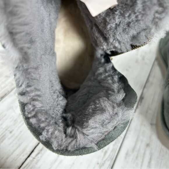 UGG Abree Mini Green Gray Ankle Boots Women’s Size 10 EU 41 S/N 1016548 - Picture 10 of 10